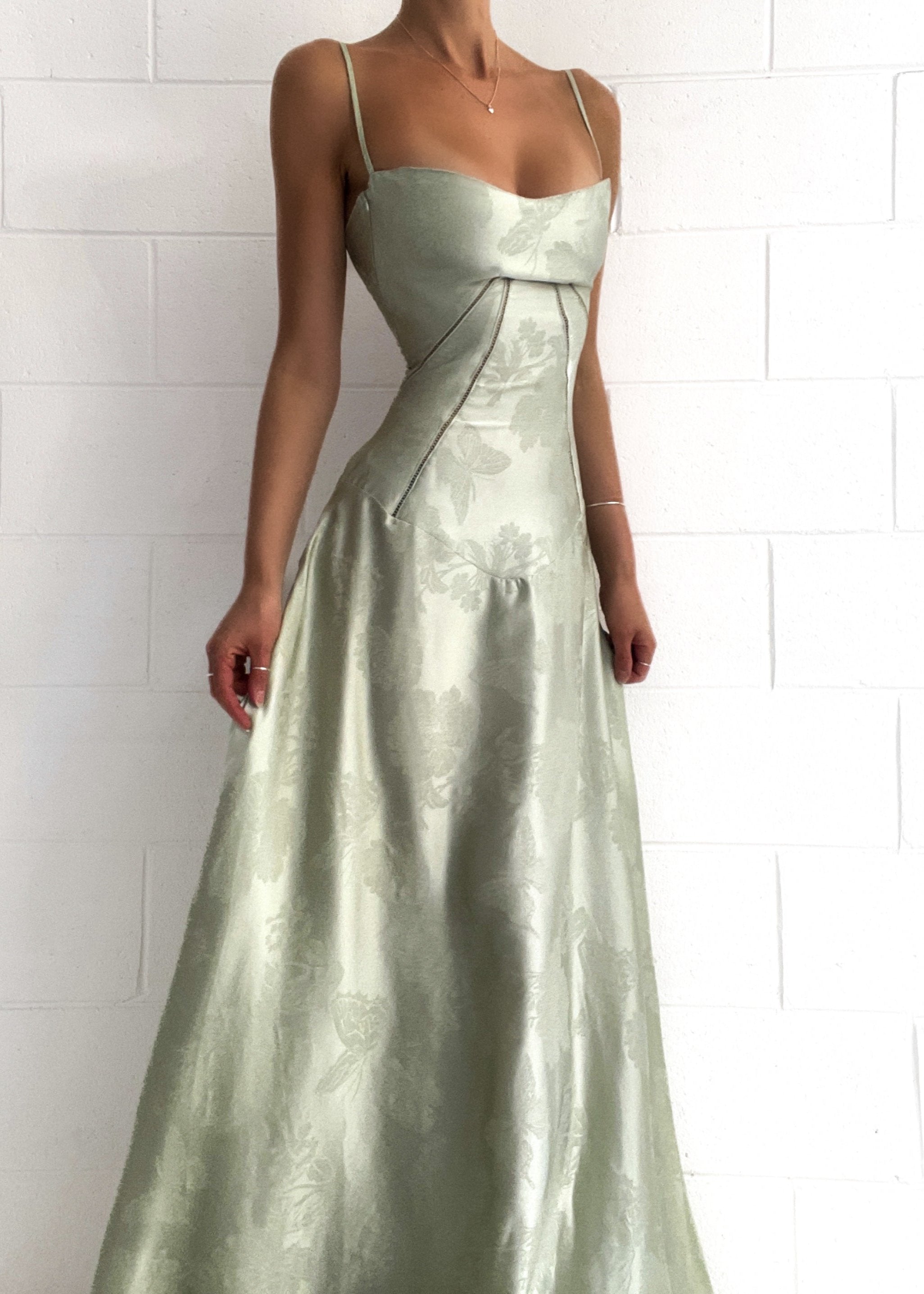 Nayla | Dress Elegant Floral Print Pistachio