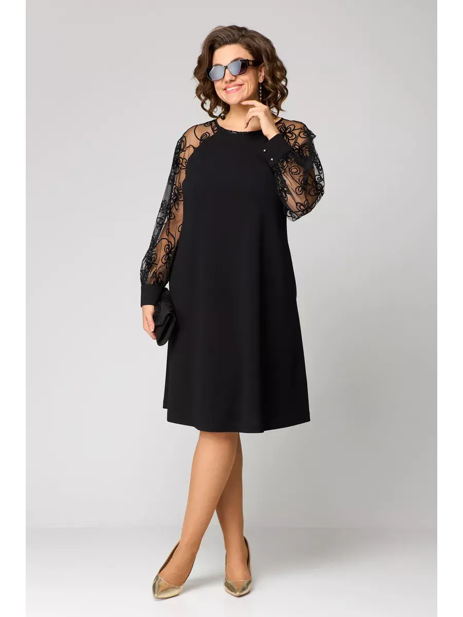 Dreama | Elegant Dress with Embroidered Sleeves