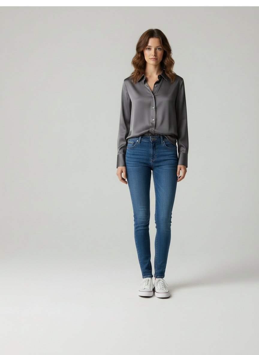 Saar | Elegant Comfort Feminine Blouse