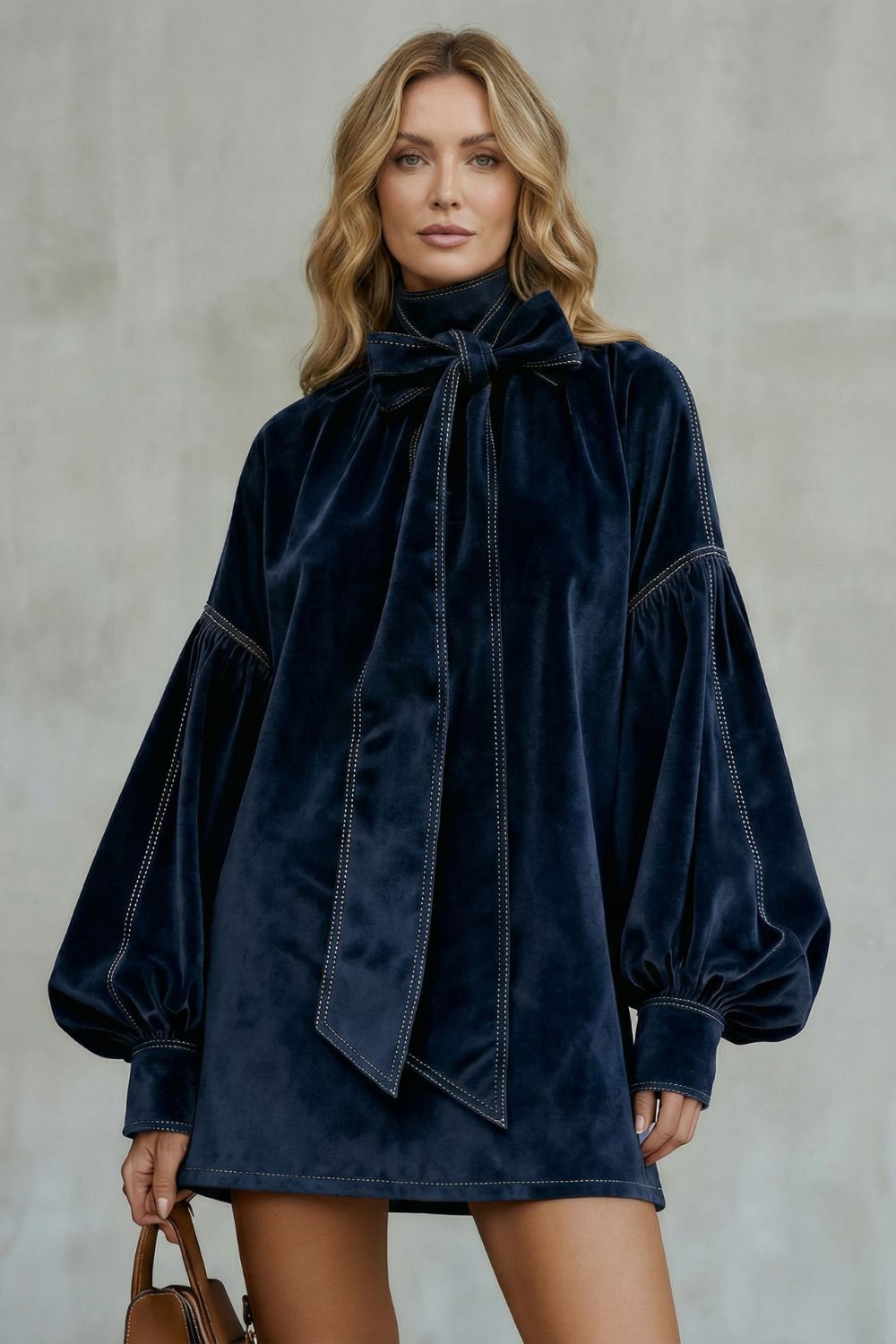 Velourine – Bow neck elegance – Mini dress