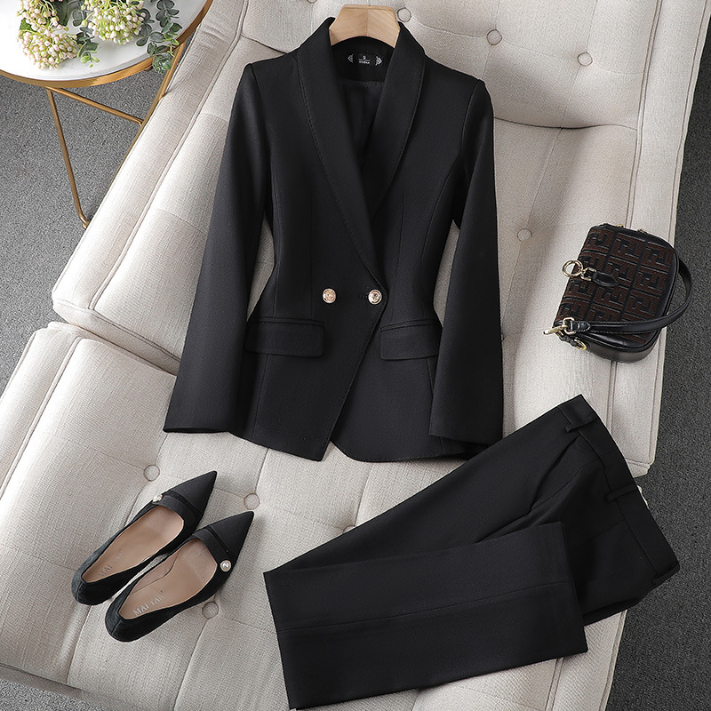 Virel | Fitted Trouser Suit