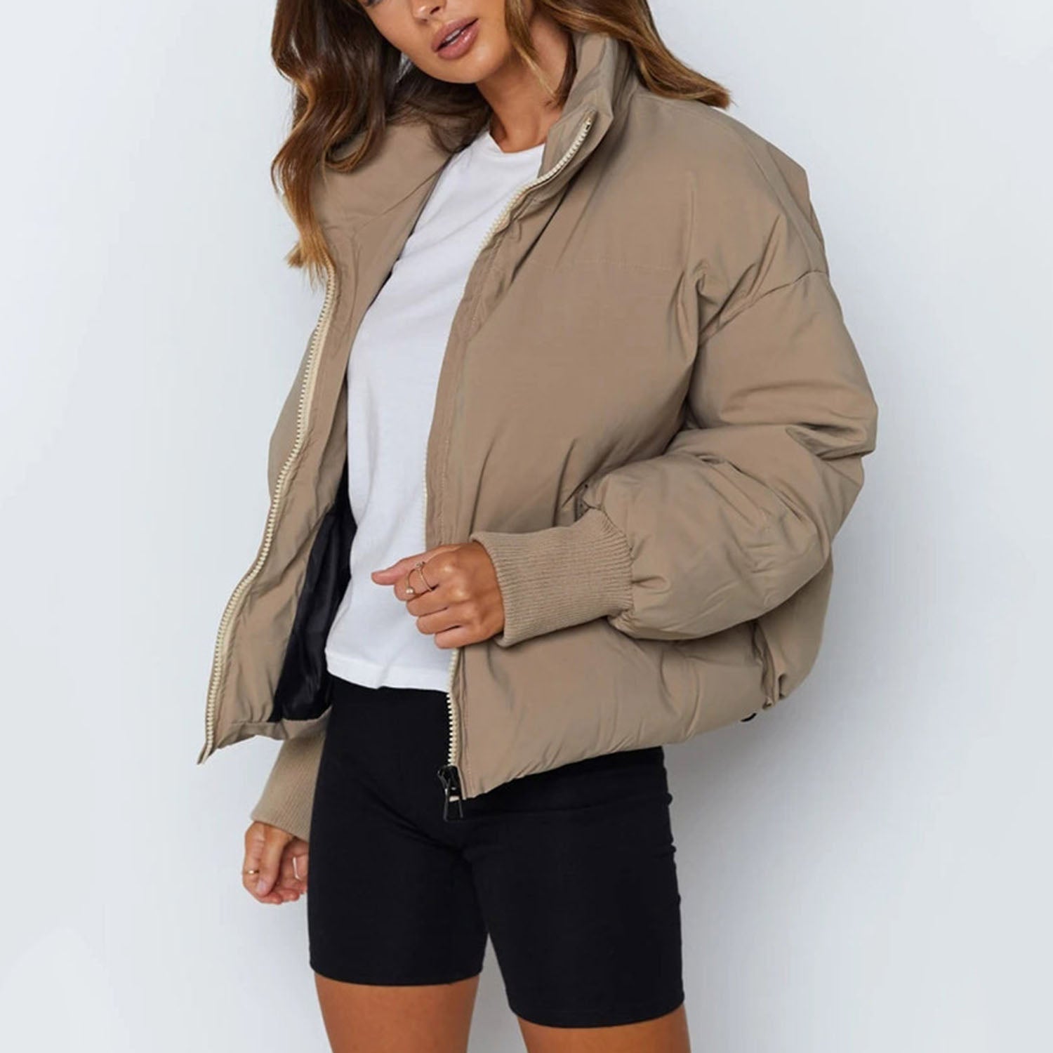 Feline | Puffer Jacket with stand-up collar