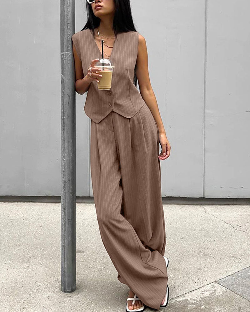 Dea | Women's Pinstripe Suit Set