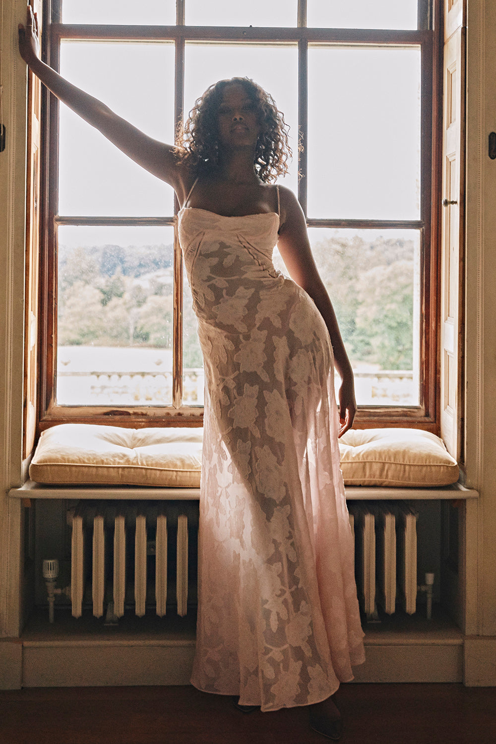 Dean | Maxi Dress Embroidered Elegant