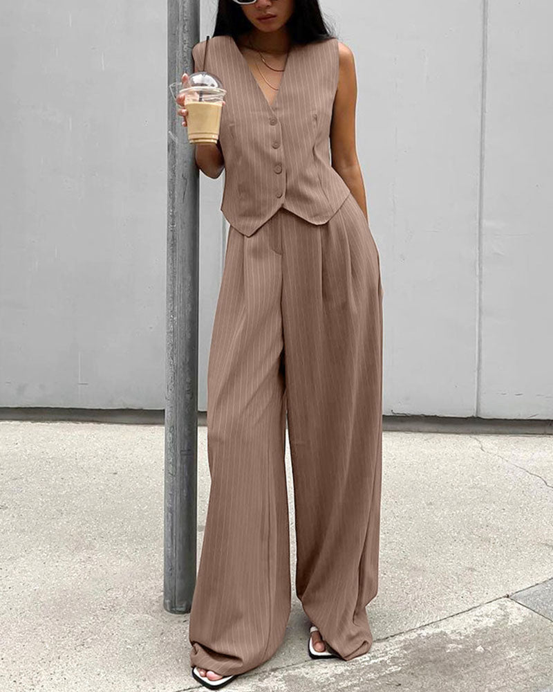 Dea | Women's Pinstripe Suit Set