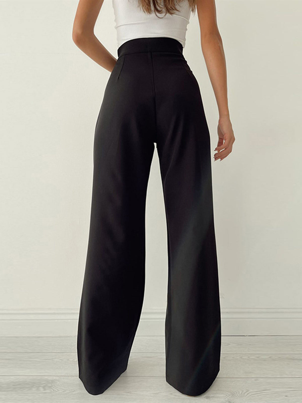 Orelia | Wide Leg Trousers Beige