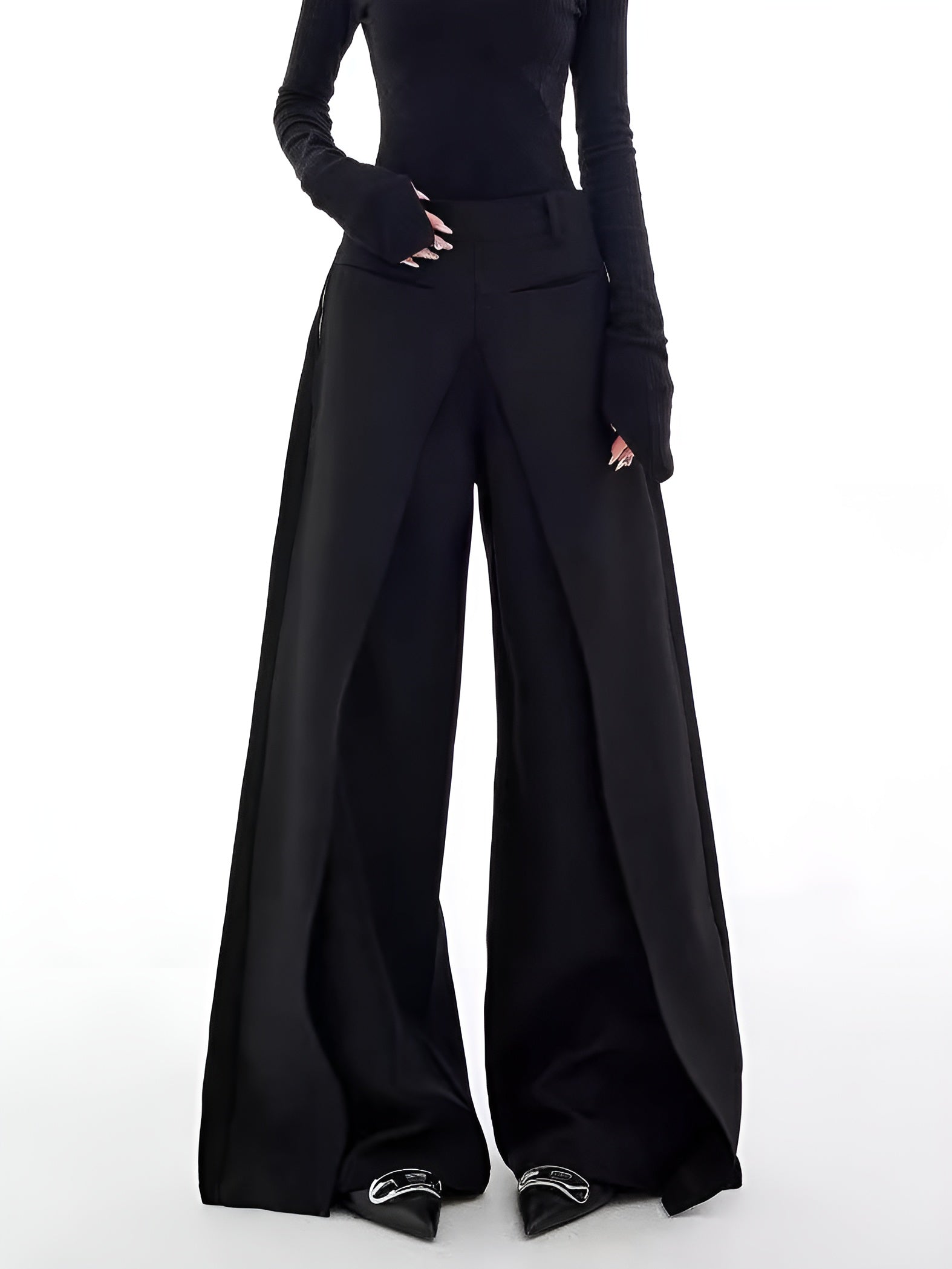 Zoraida | Black Trousers with Wide Slits