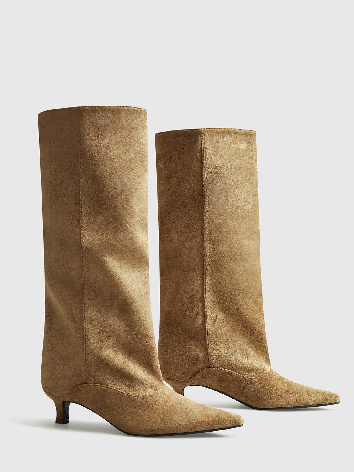 Tabetha | Outfit with Jacket & Suede Boots