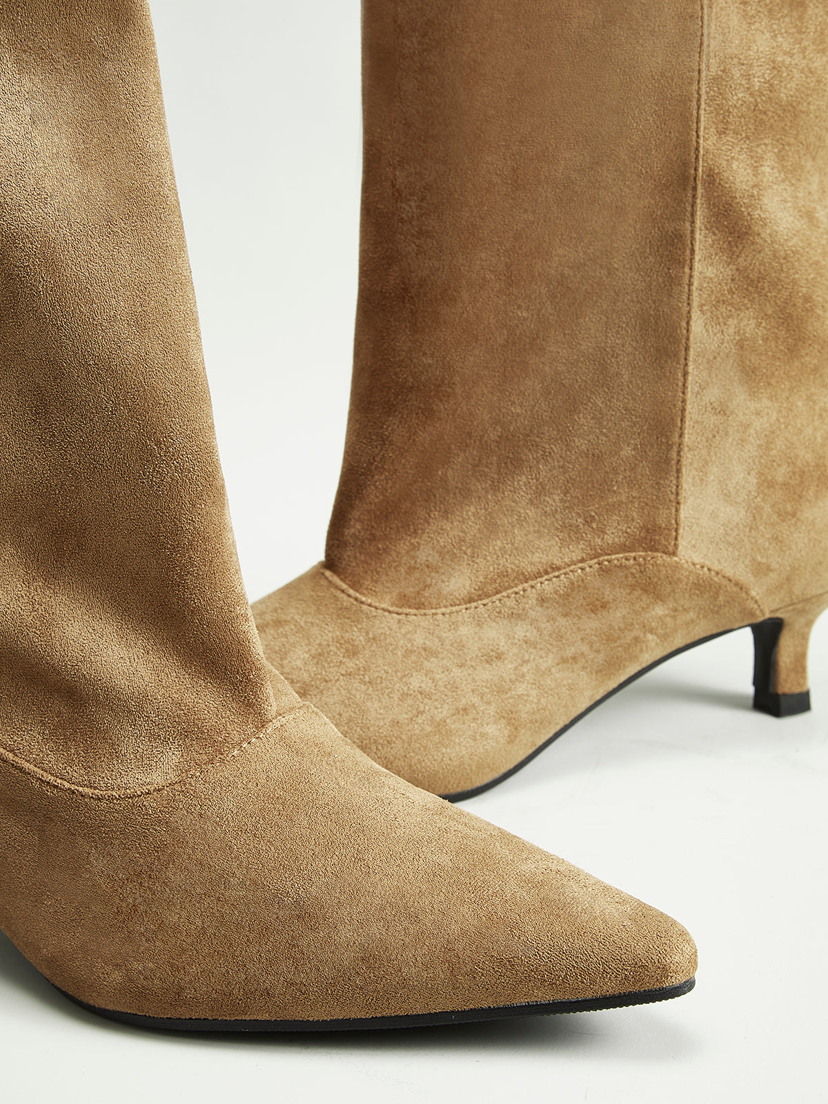 Tabetha | Outfit with Jacket & Suede Boots