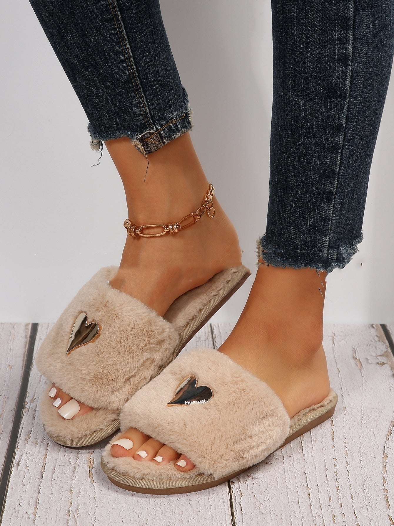 Angelena | Slippers Metallic heart