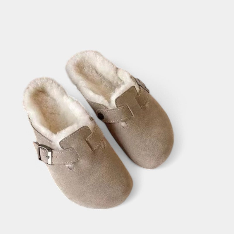 Hollie | Clogs with Buckle & Comfort Footbed