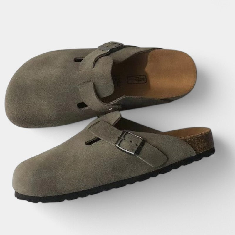Hollie | Clogs with Buckle & Comfort Footbed