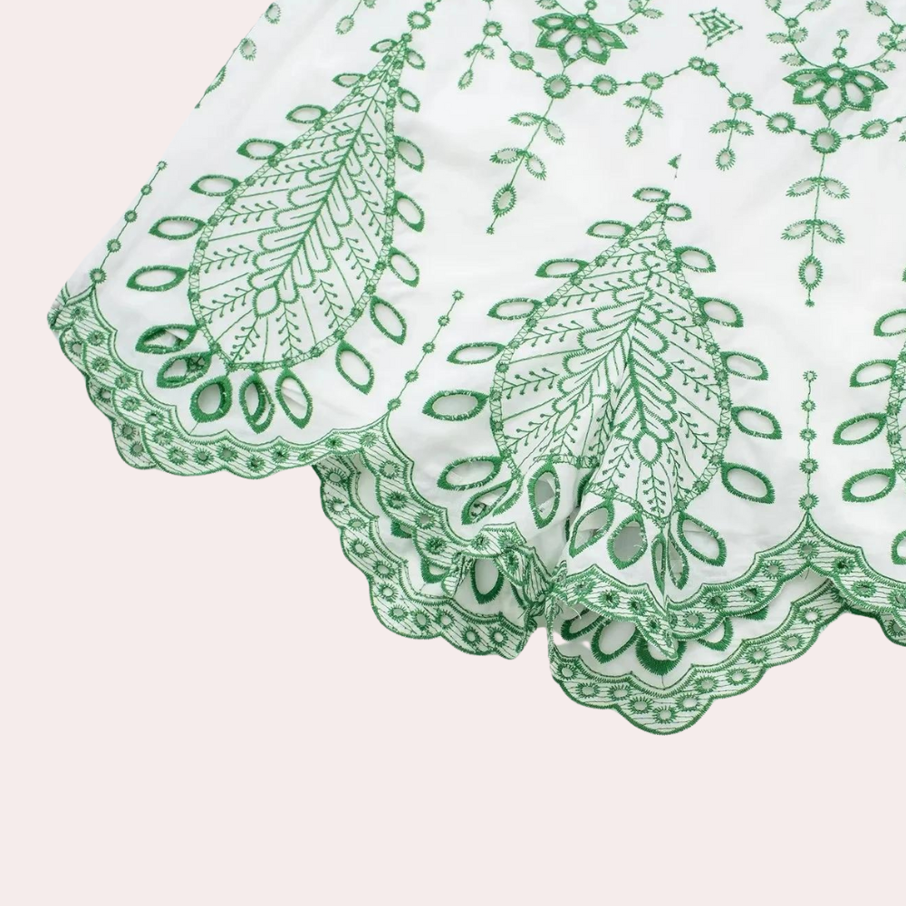 Robert | Two-piece set with embroidered leaf pattern