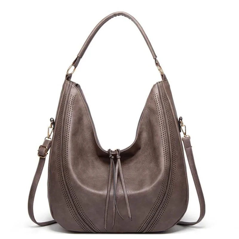Jeniffer | Hobo Bag Stylish Details