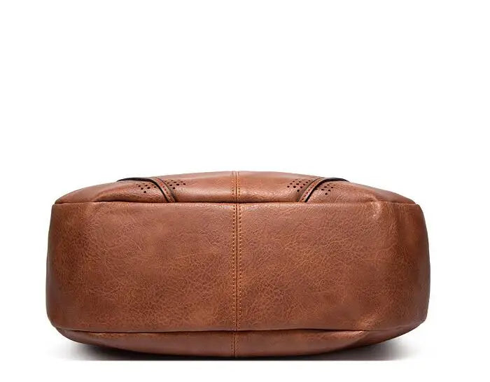 Jeniffer | Hobo Bag Stylish Details