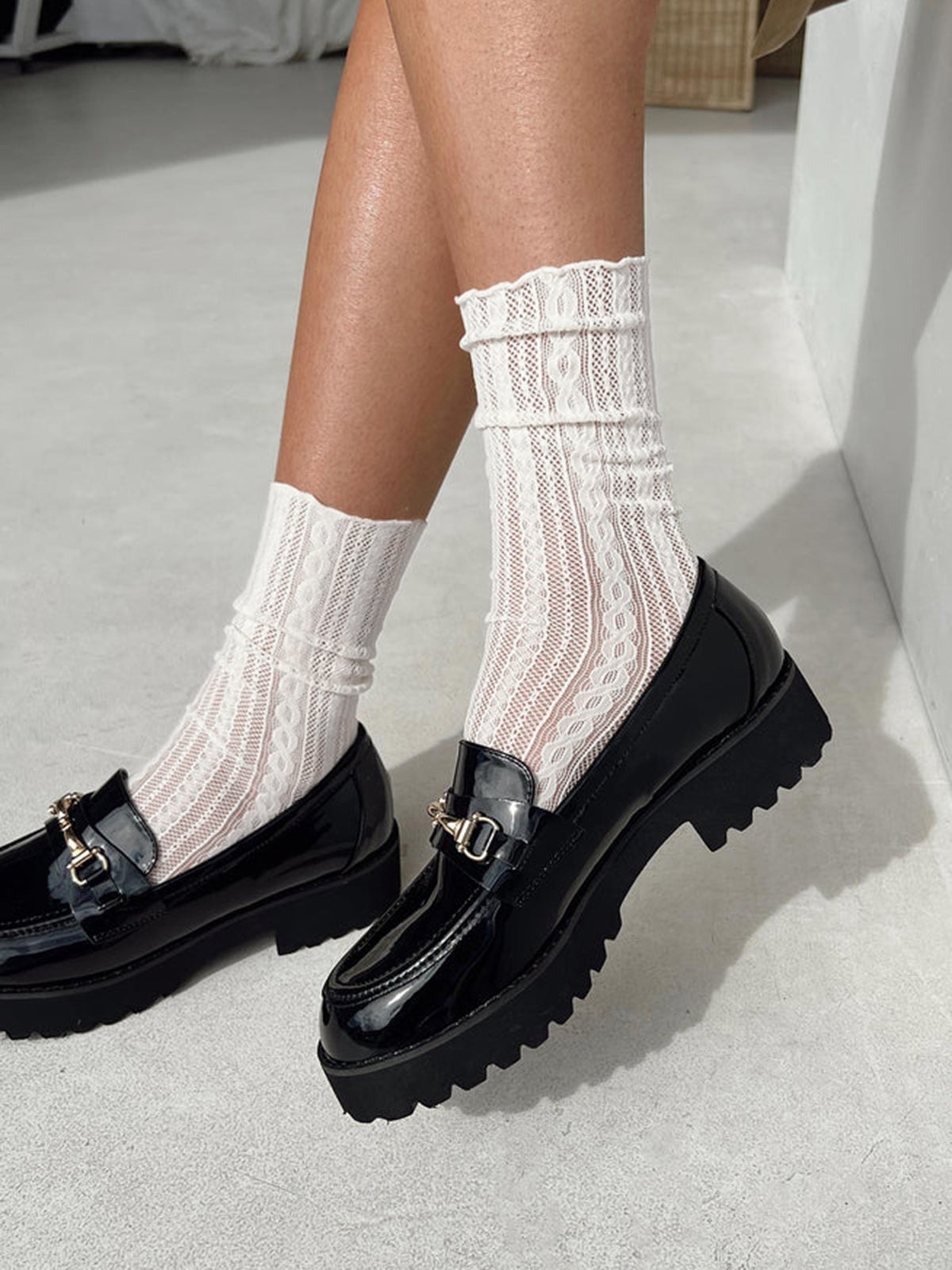 Caitlyn | Lace Ruffle Socks