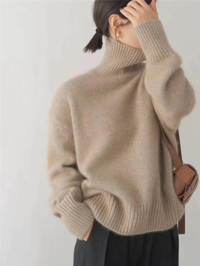 Isla | Turtleneck Sweater with Oversized Fit
