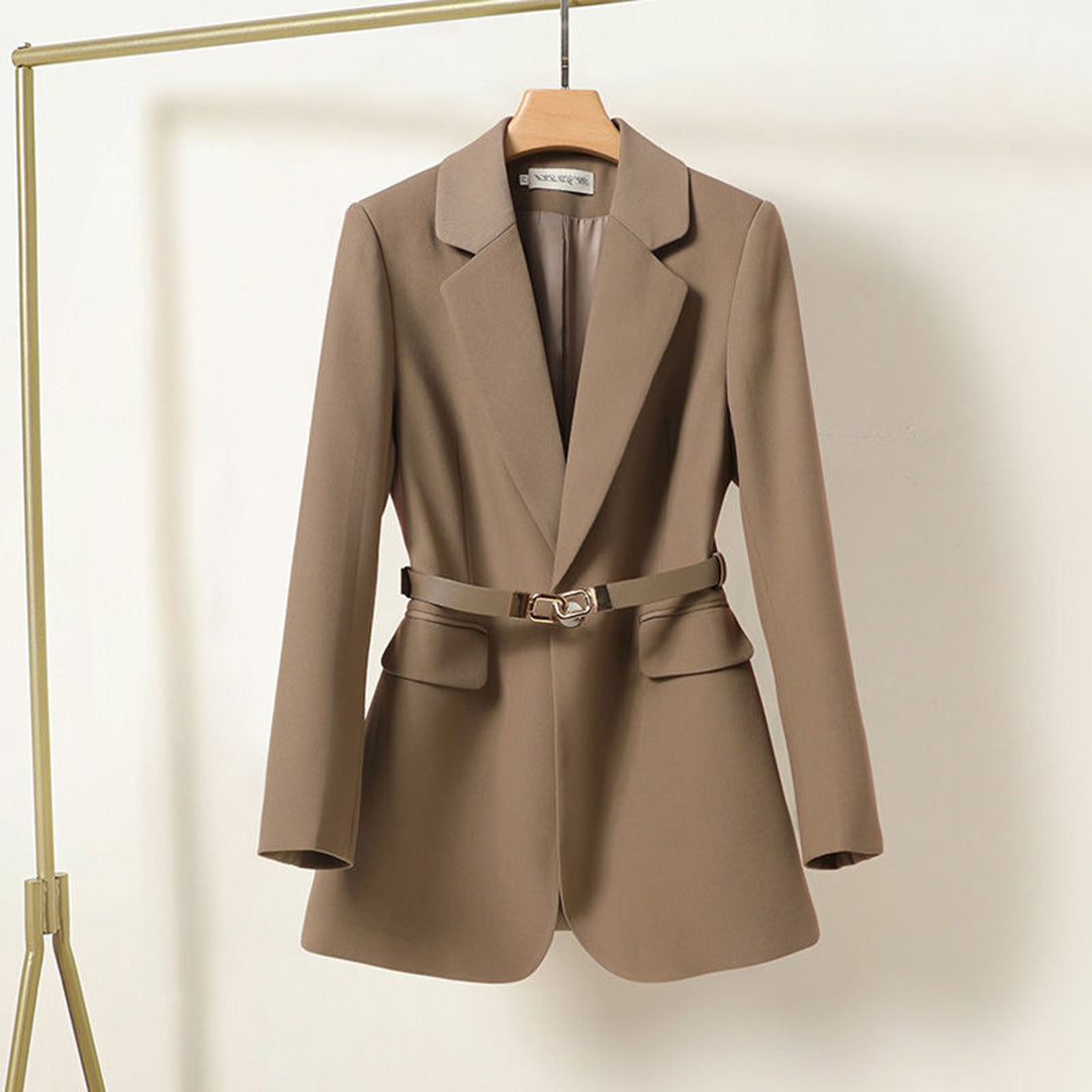Kaelis | Fitted Blazer with Belt