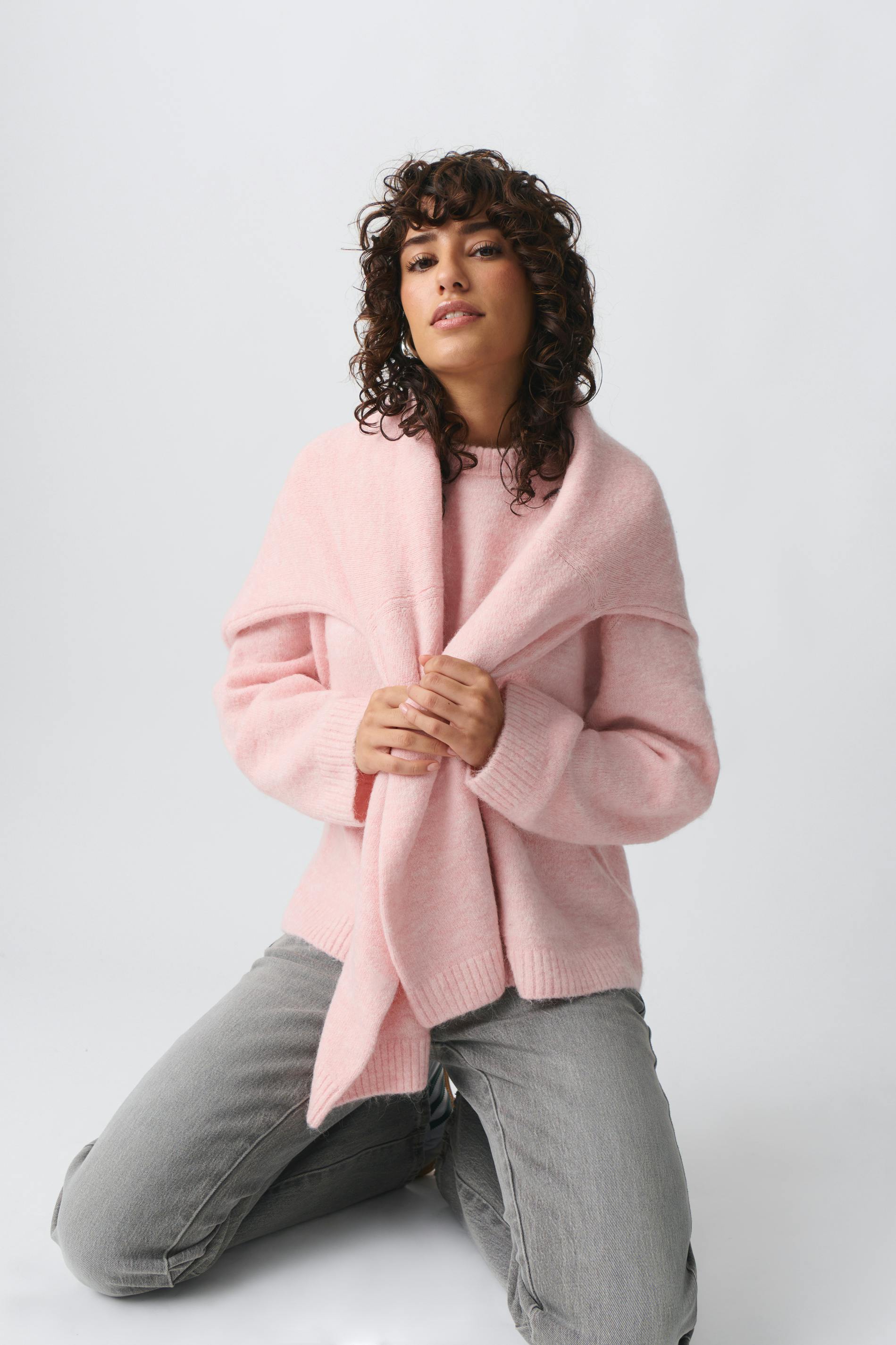 Nienke | Sweater with Ribbed Crewneck