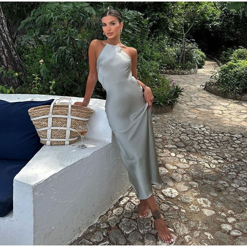 Neris | Elegant Dress Open Back