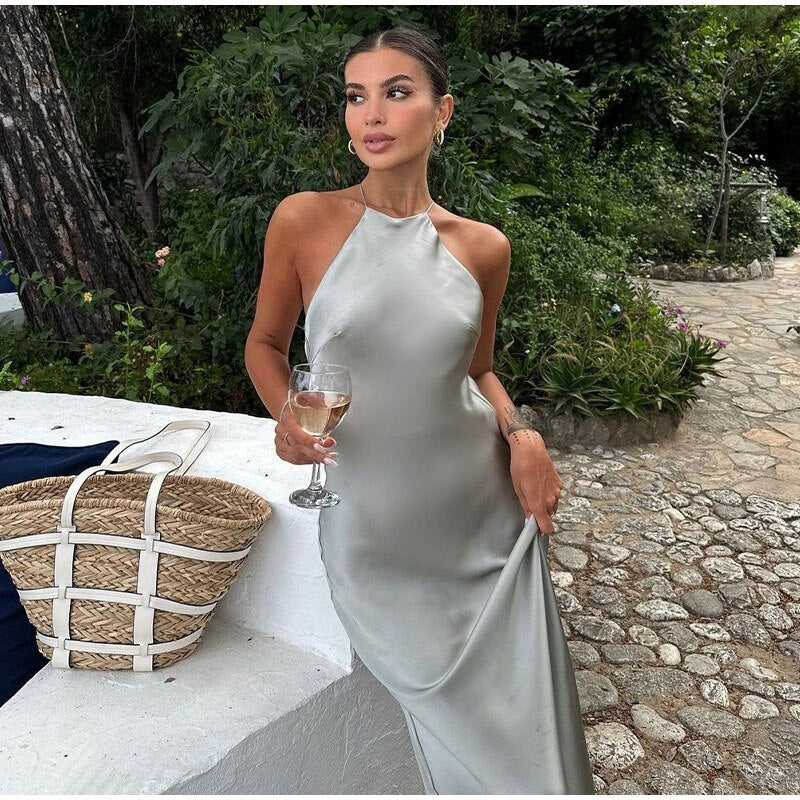 Neris | Elegant Dress Open Back