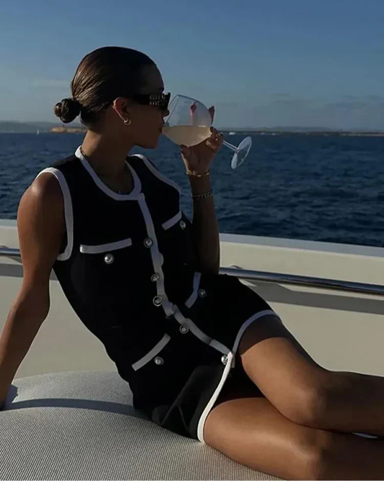 Hilary | Dress with Contrast Trim