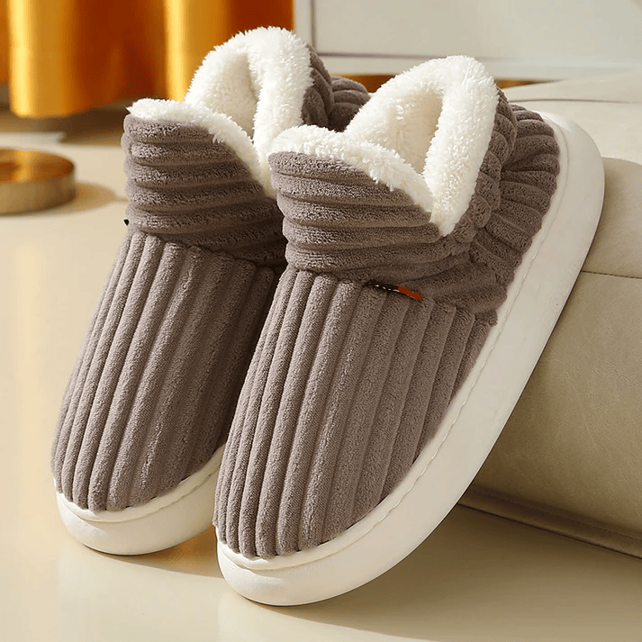 Eliah | Slippers with Plush Lining
