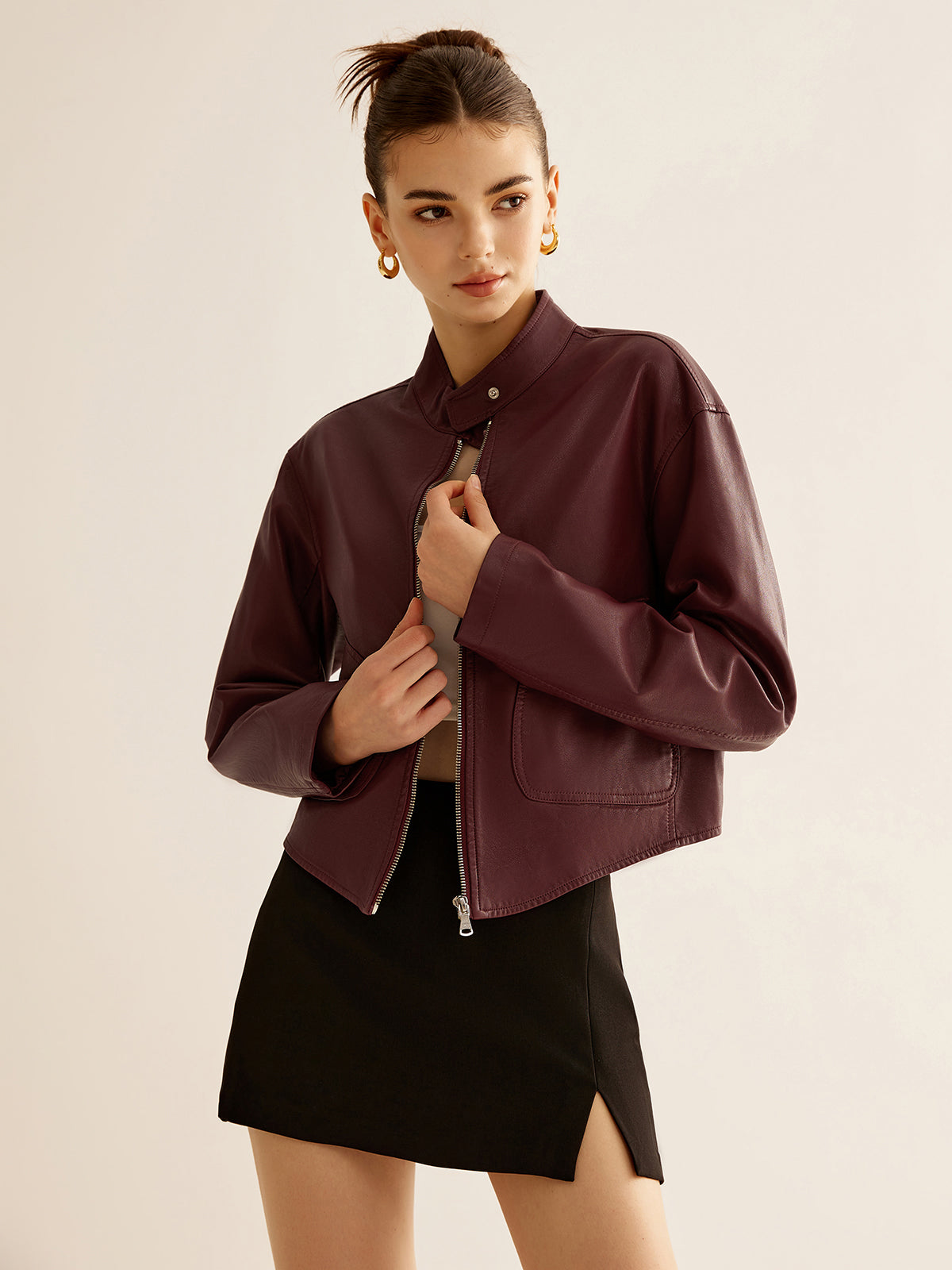 Jennette | Short Fit Jacket with Stand-Up Collar