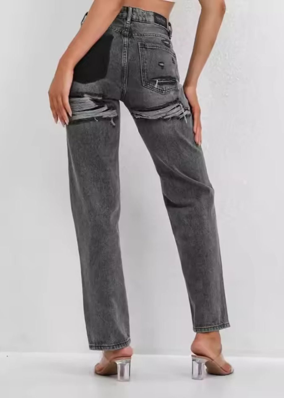 Fynn | Your New Favorite Jeans with Distressed Details