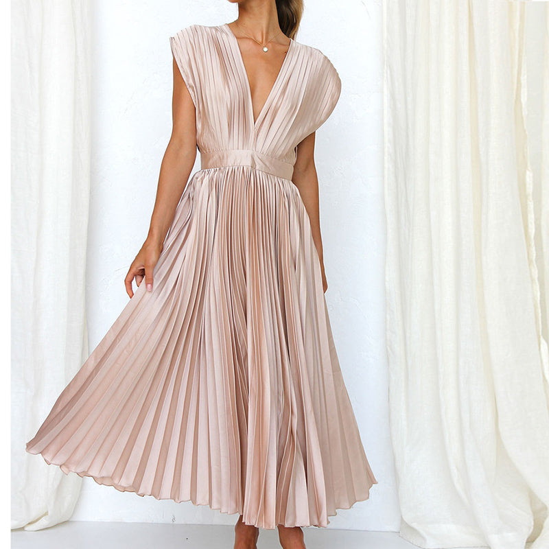 Kylee | Midi Dress with Pleated Midi Skirt and V-Neck