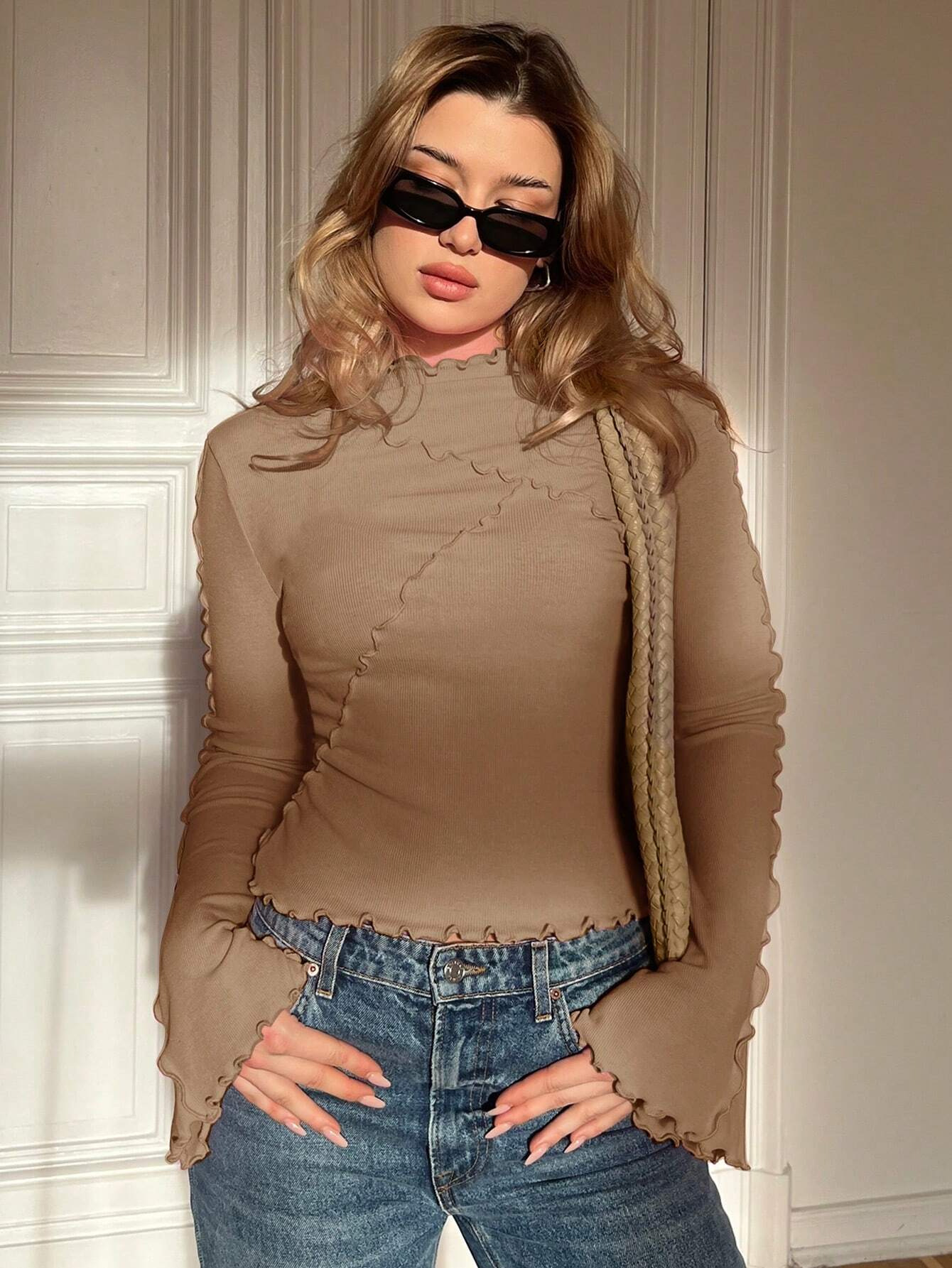 Edith | Top with Ruffles