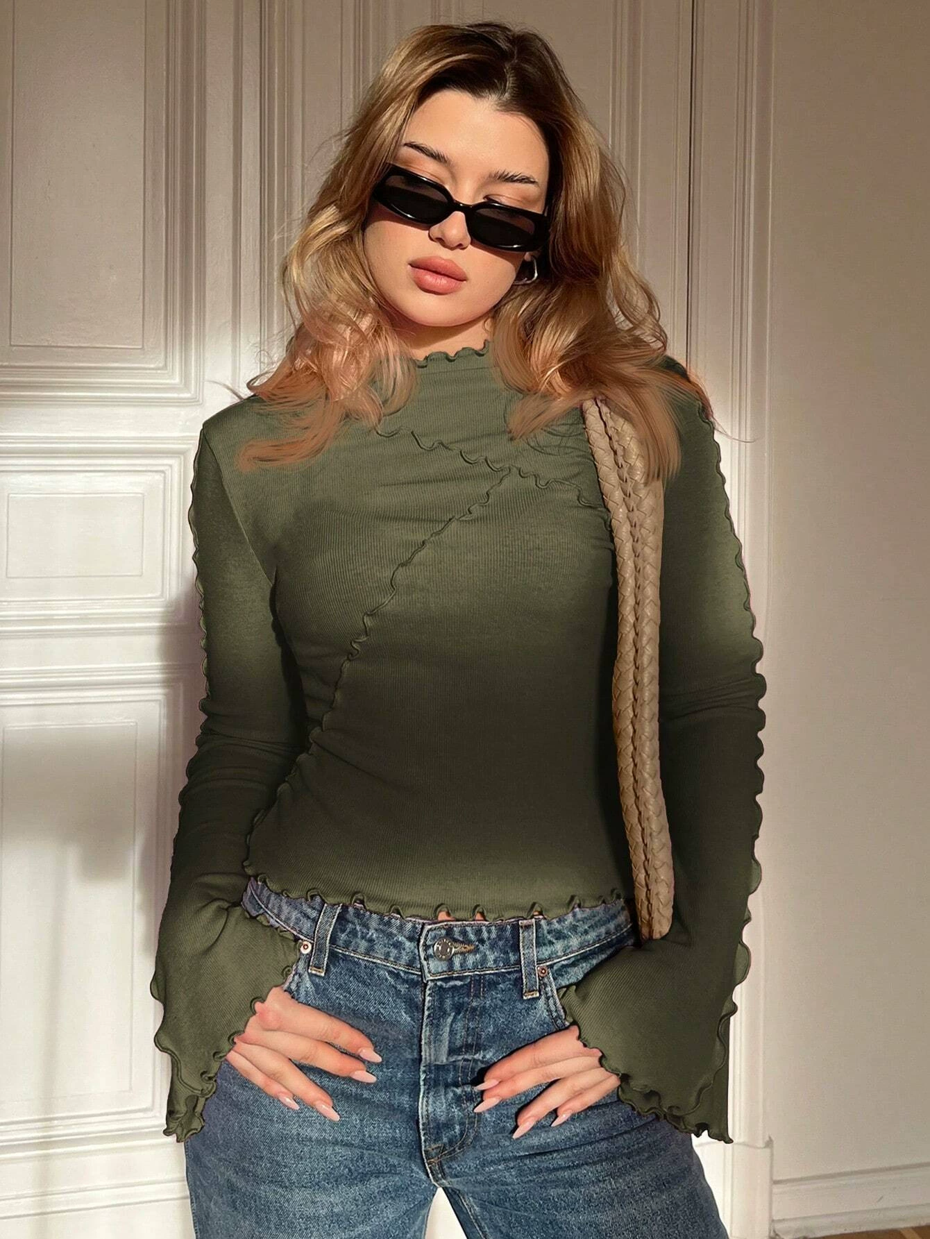 Edith | Top with Ruffles