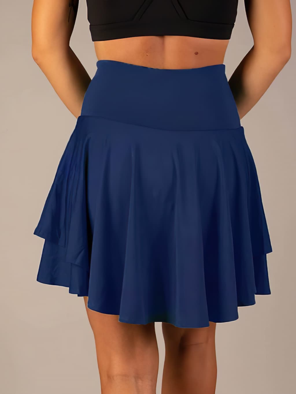 Yinthe | Sports skirt with integrated shorts