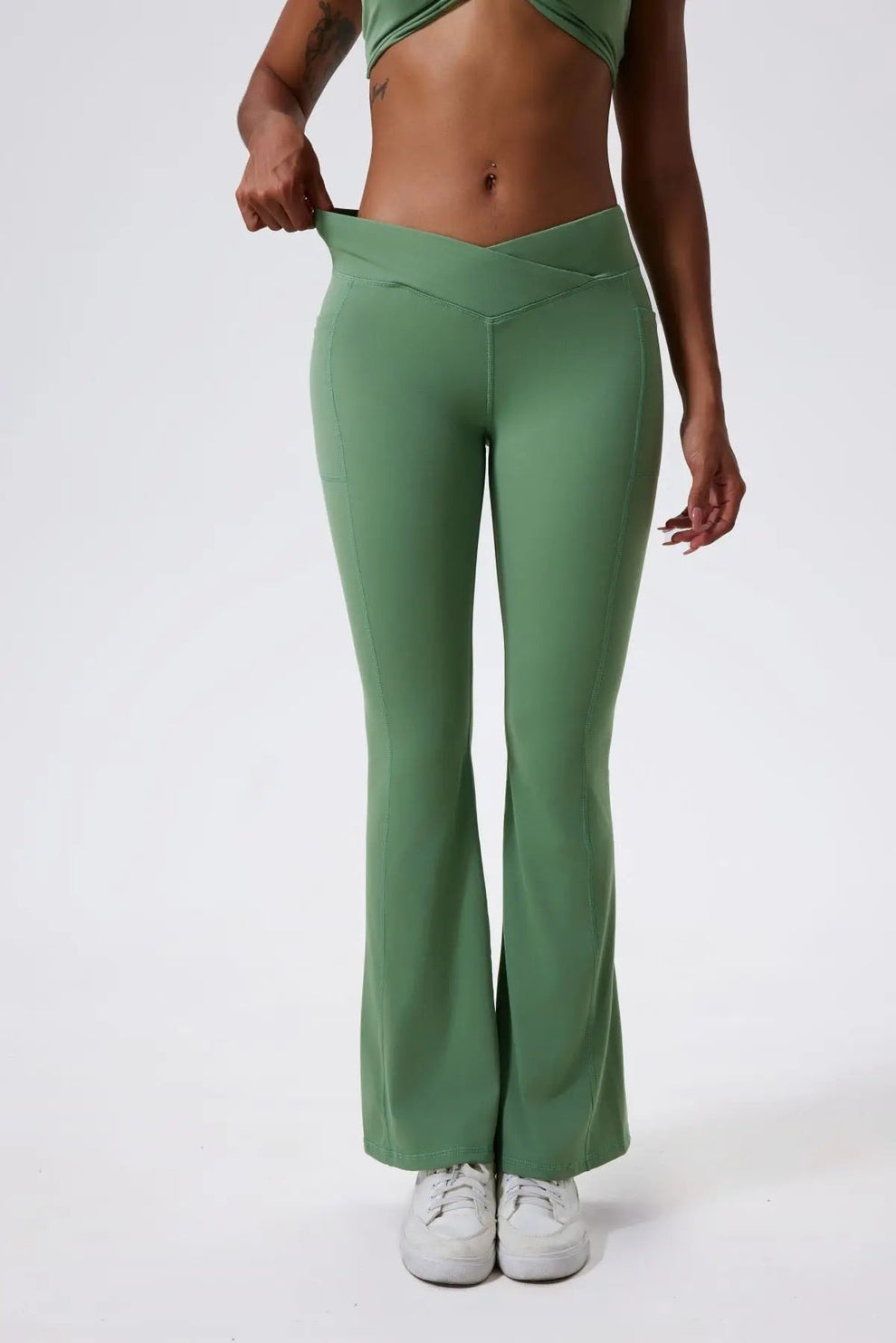 Lilli | High Waist Flare Leggings