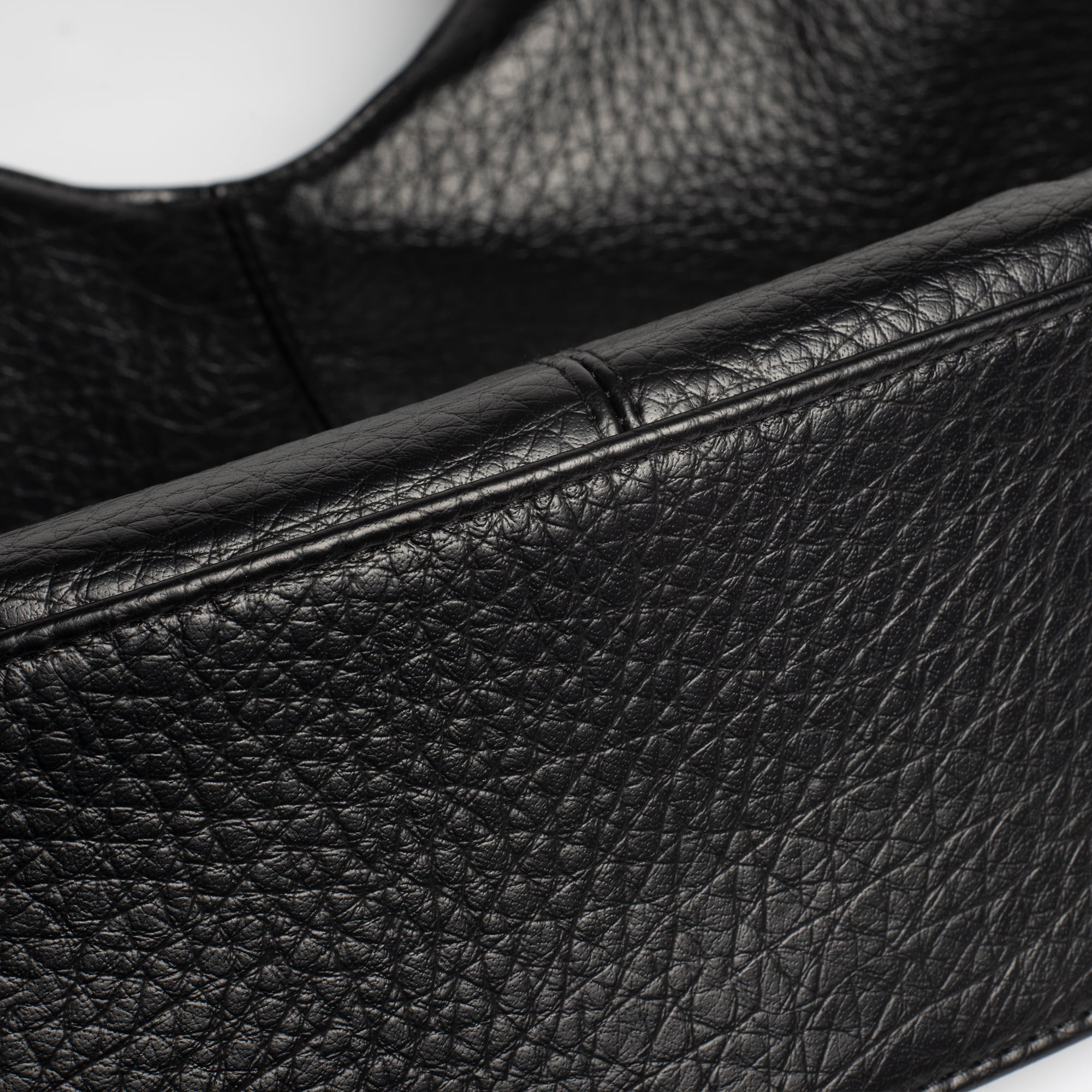 Jaci | Handbag Granulated Design