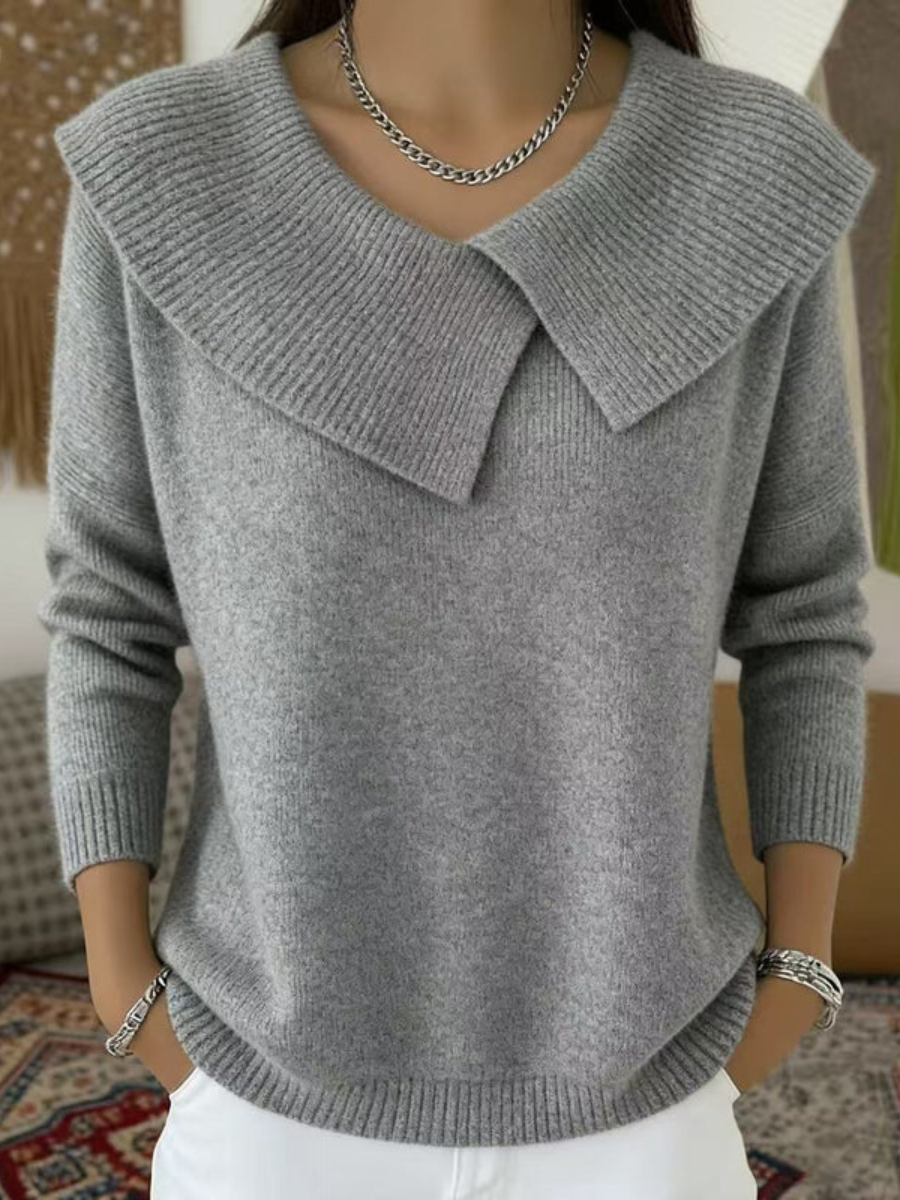 Katrina | Sweater with Oversized Collar