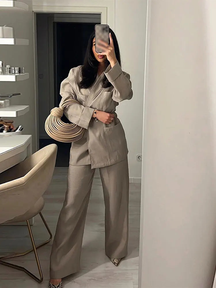 Mila | Two-Piece Suit Women's Relaxed Fit