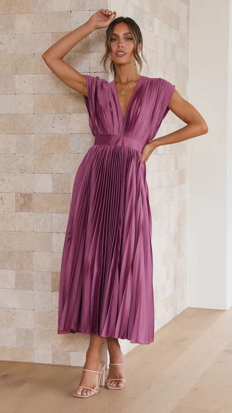Terra | Dress with pleated skirt