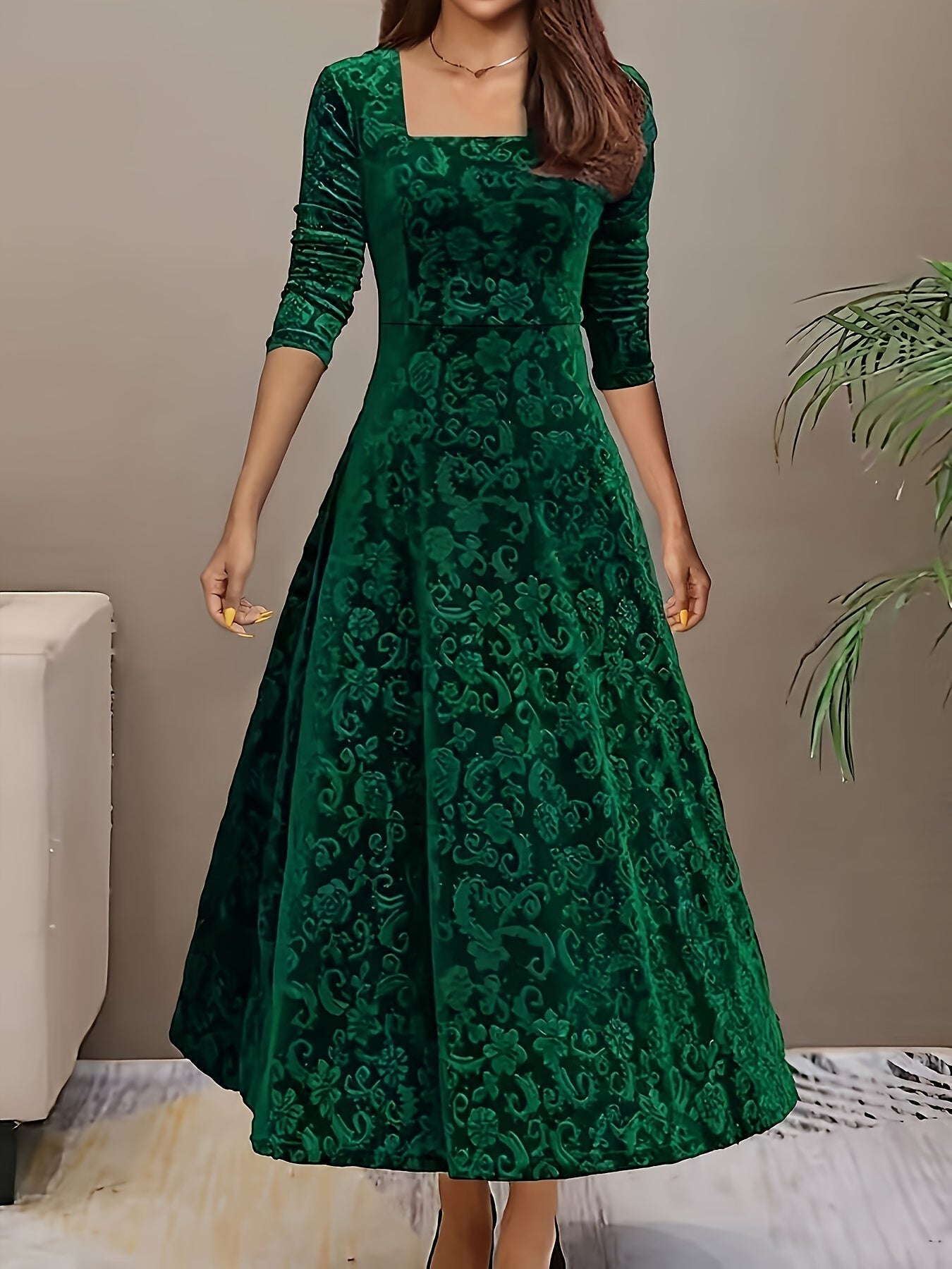 Dorothy | Elegant Patterned Maxi Dress