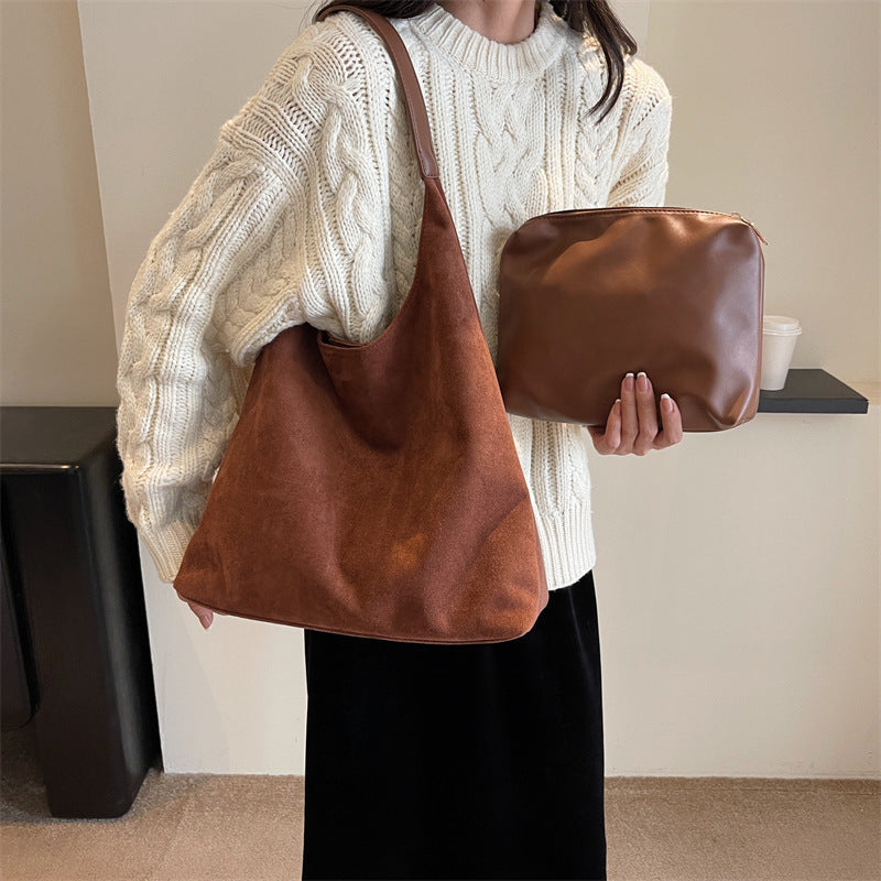 Joey | Hobo Bag Soft Suede Look