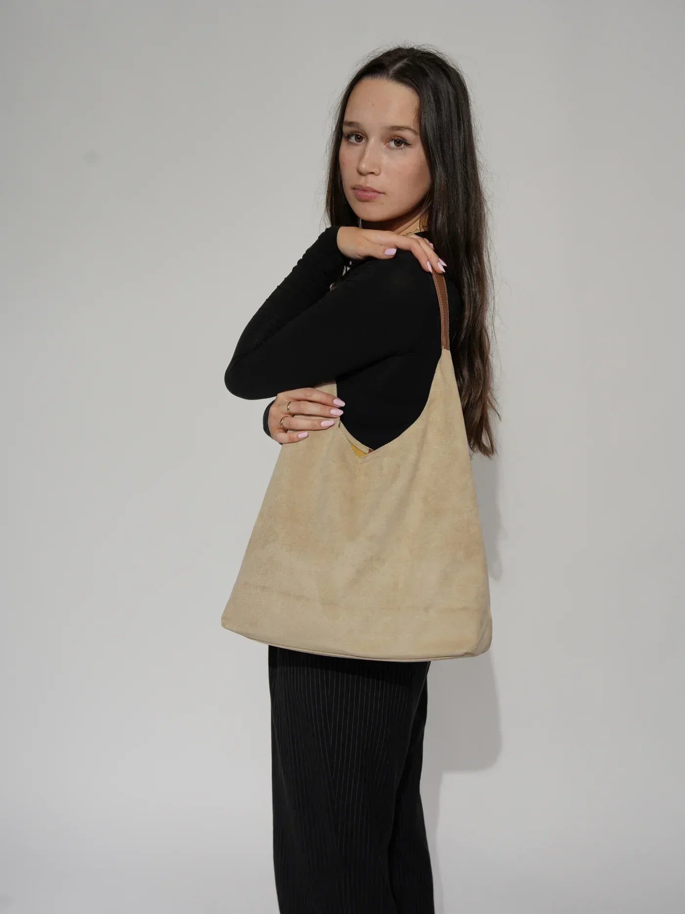 Joey | Hobo Bag Soft Suede Look