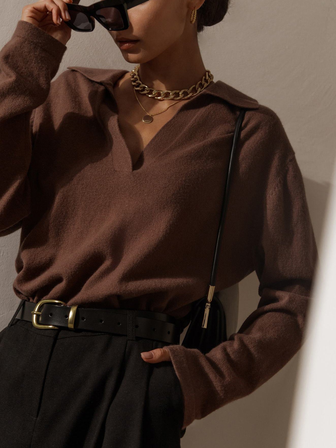 Leonore | Sweater Collared V-neck