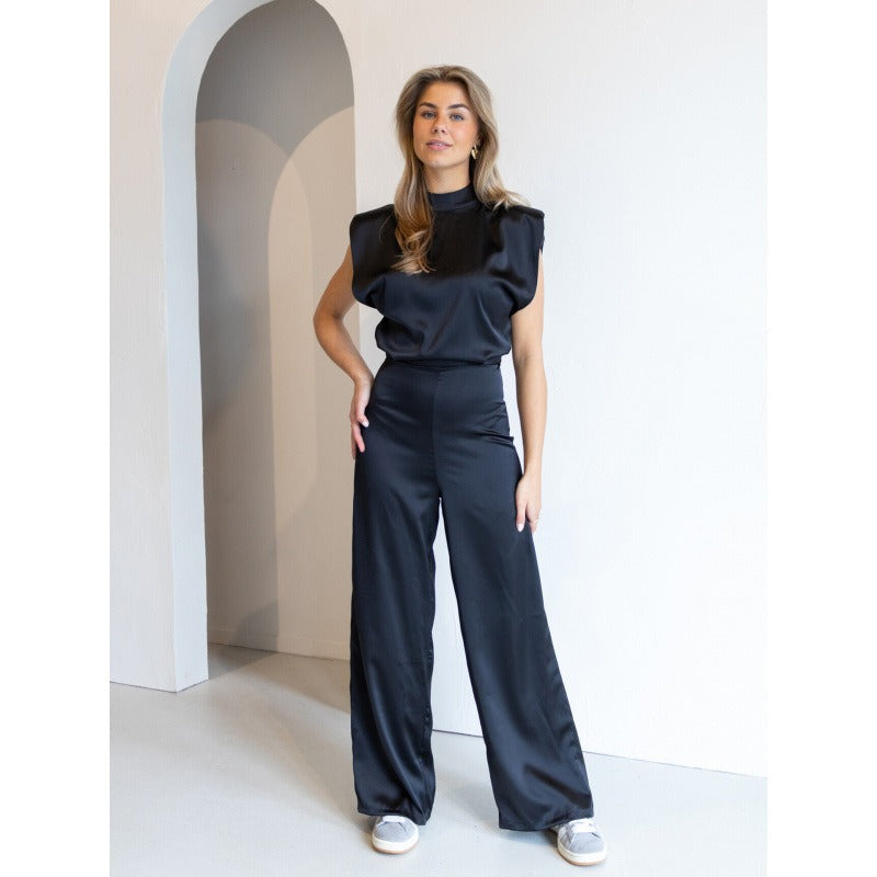 Aeris | Backless Jumpsuit for a Perfect Silhouette