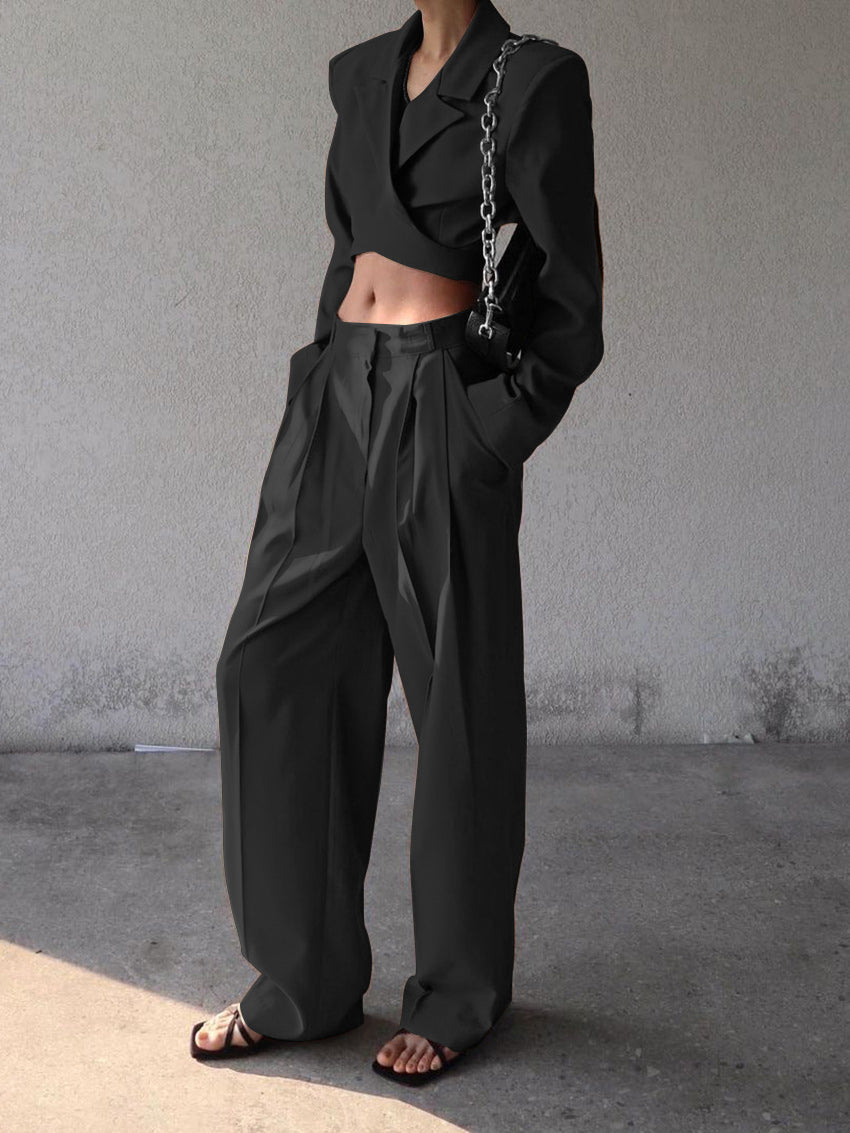 Aanya | Two-Piece Set Black Cropped Blazer