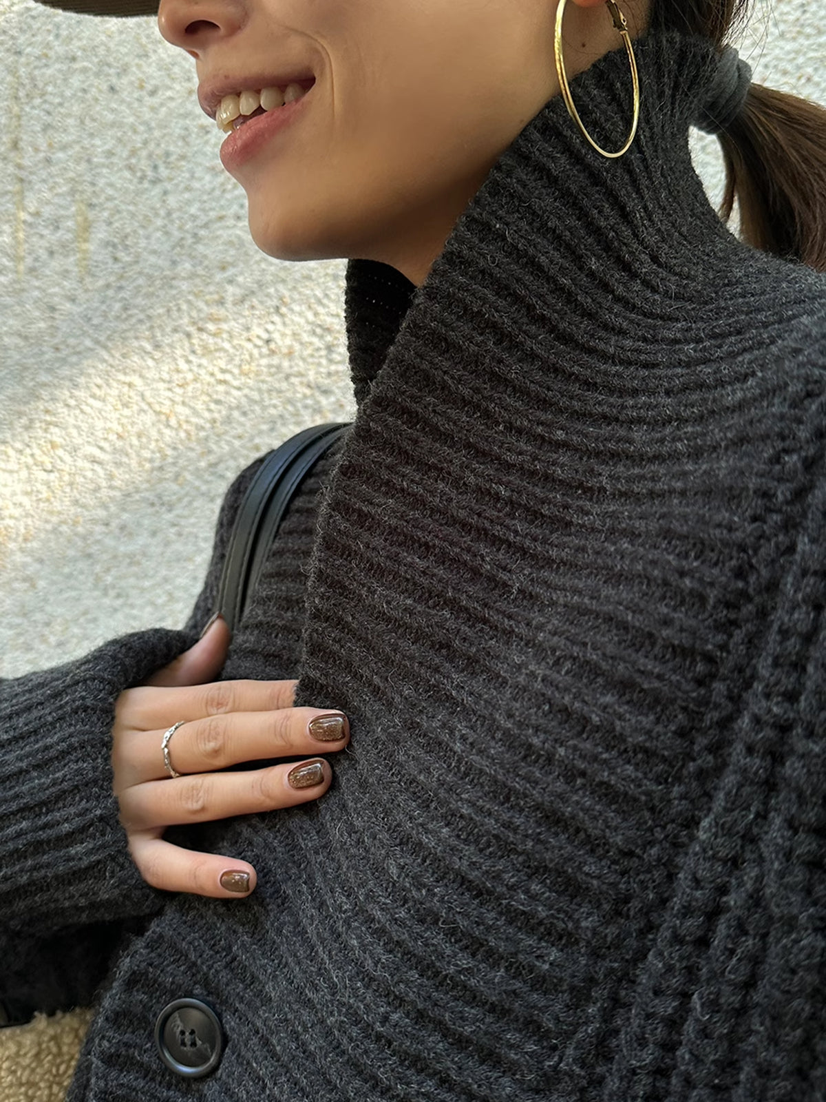 Zandra | Cardigan with Chunky Knit and High Neck
