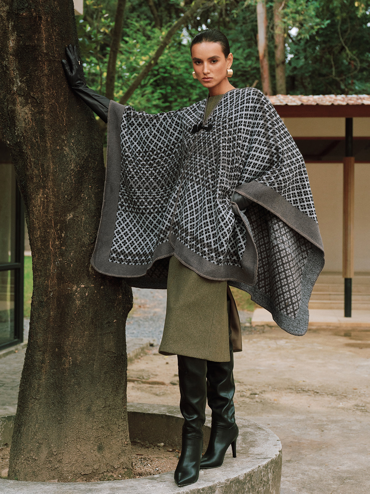 Ofelia | Poncho Geometric Pattern