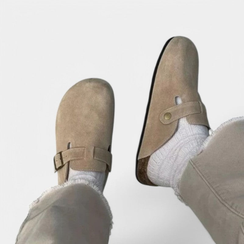 Hollie | Clogs with Buckle & Comfort Footbed