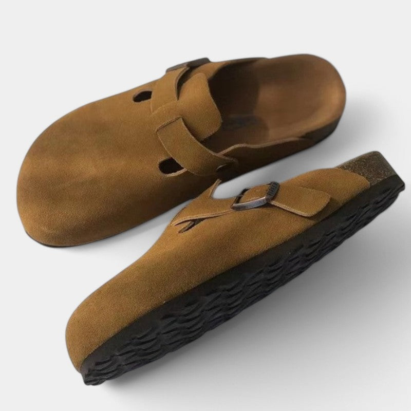 Hollie | Clogs with Buckle & Comfort Footbed