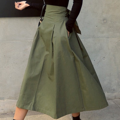 Chantel | Skirt with High Waist and Bow Detail