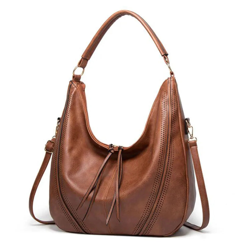 Jeniffer | Hobo Bag Stylish Details